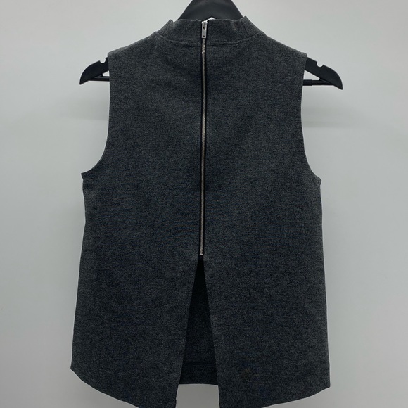 Banana Republic Mock Neck Zip Back Top - Picture 4 of 7